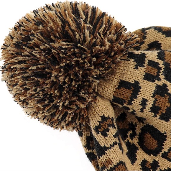 Leopard Print Knit Beanie with Pom Pom - Picture 3 of 7